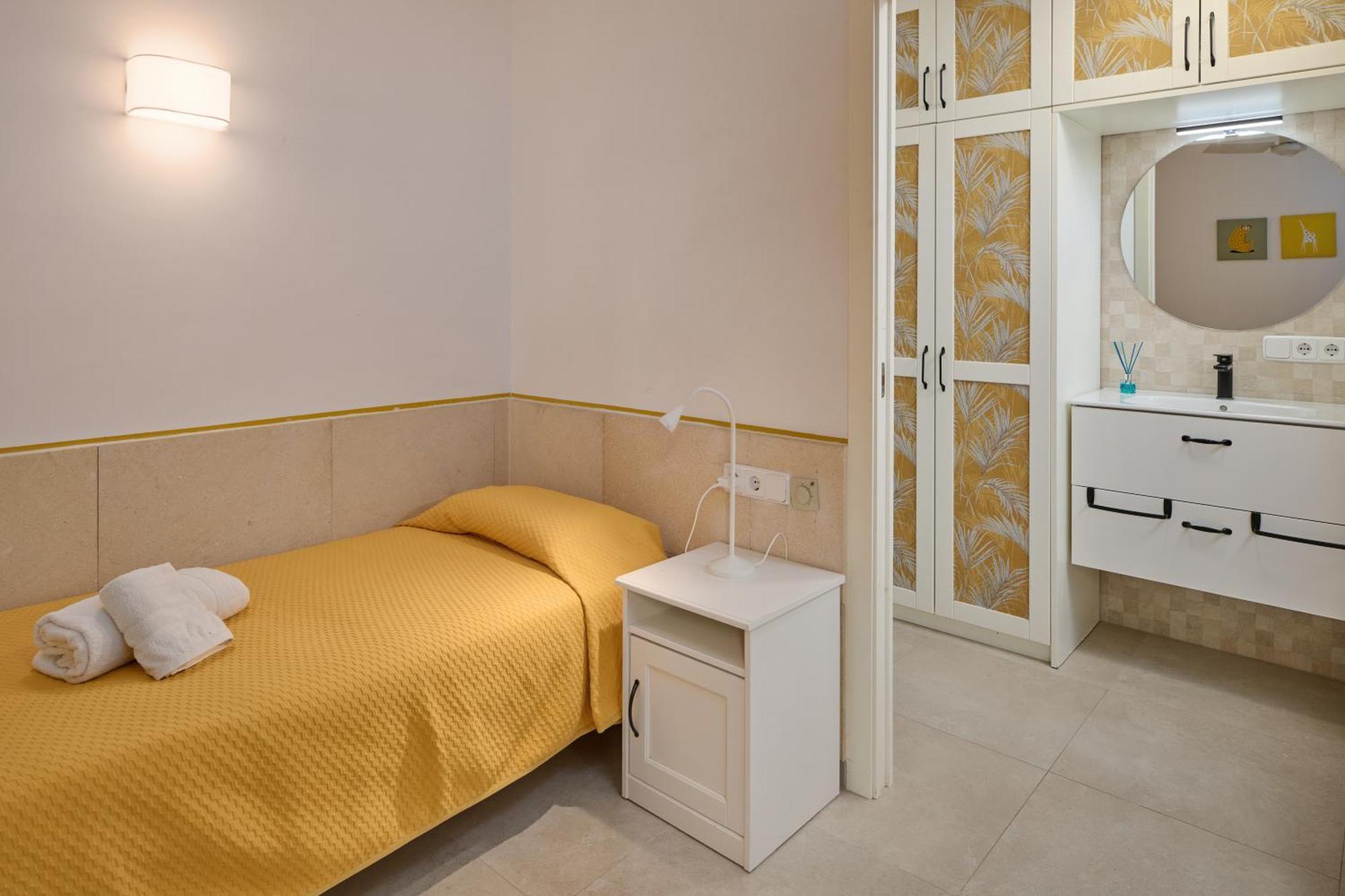 Waterfront Apartment 'Maria'. Pool. Wifi Santanyí Zewnętrze zdjęcie