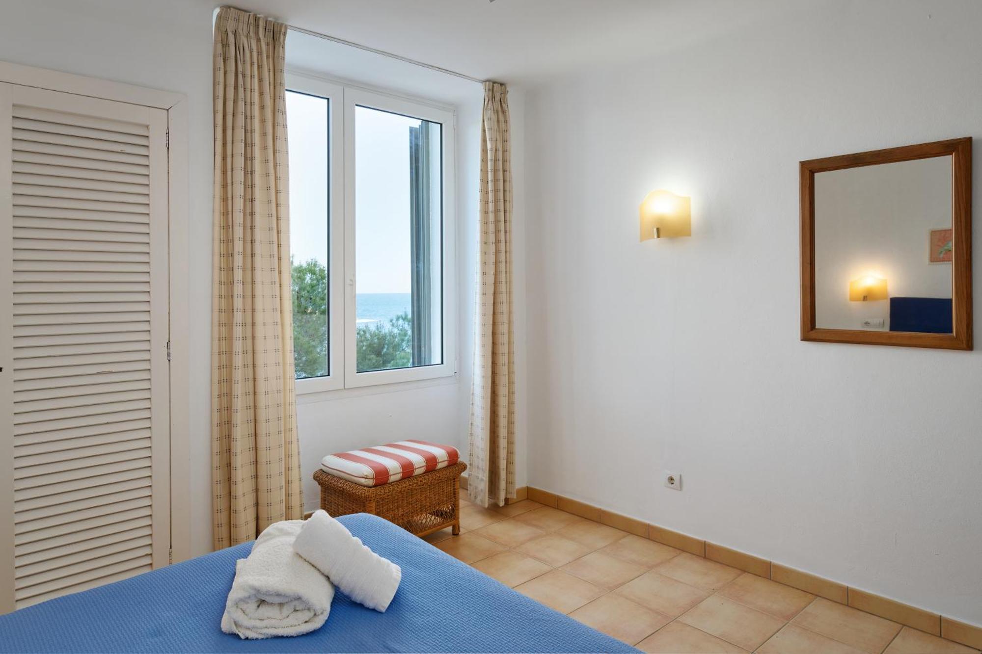 Waterfront Apartment 'Maria'. Pool. Wifi Santanyí Zewnętrze zdjęcie